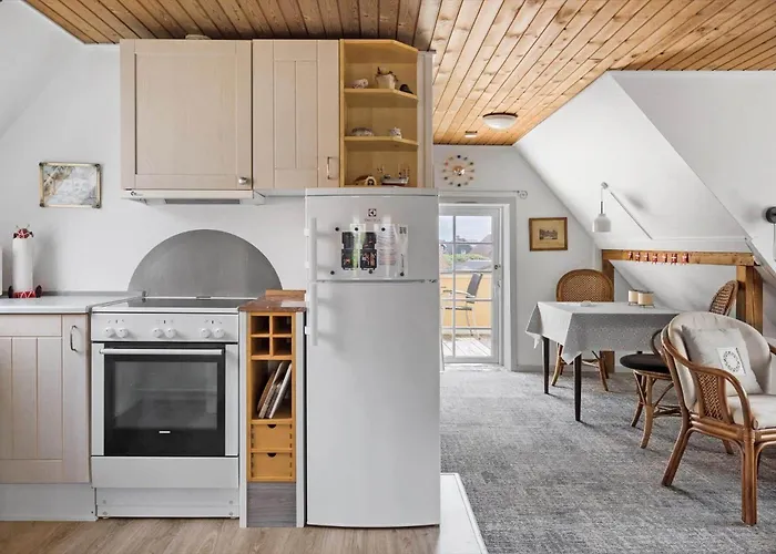 70421-ulfborg-kirkevej-2-1-sal Дом отдыха