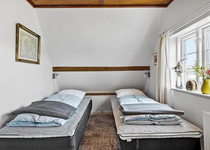 70421-ulfborg-kirkevej-2-1-sal Дом отдыха